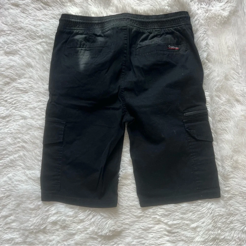 Akademiks Mens Black Cargo Shorts Size Small